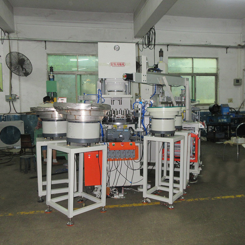 全自動四柱沖壓機(jī)